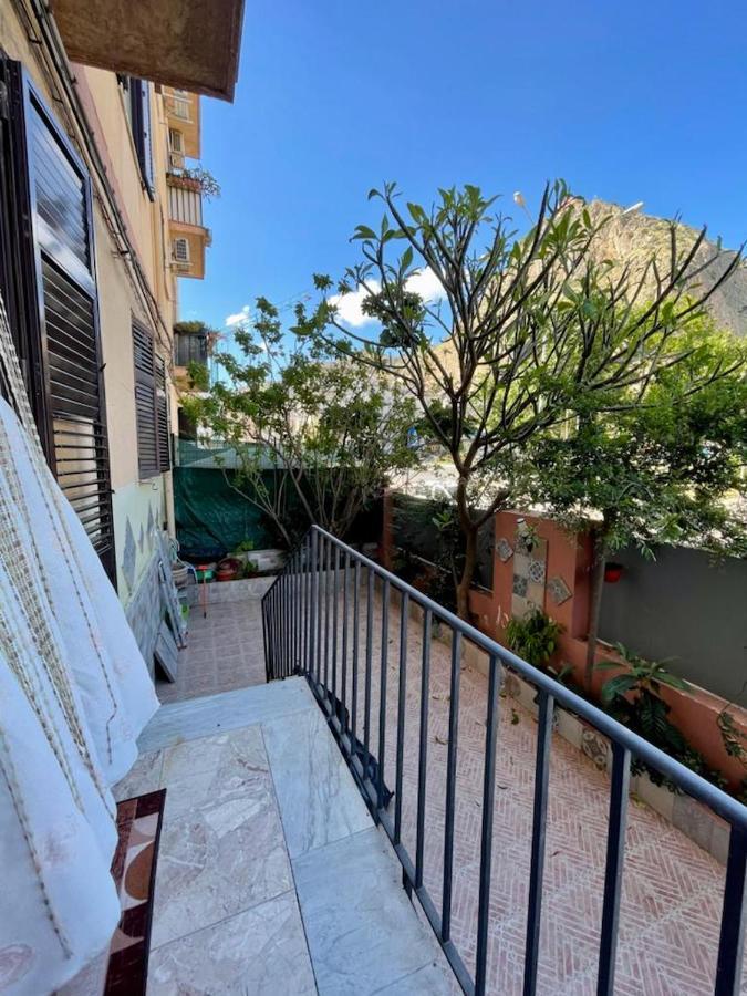 Lilibet Apartment Palermo Bagian luar foto