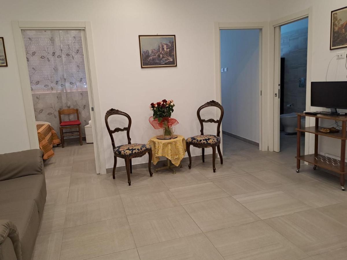 Lilibet Apartment Palermo Bagian luar foto